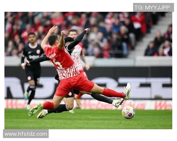 弗莱堡与勒沃库森激战正酣谁能在德甲赛场上笑到最后 弗莱堡与勒沃库森激战正酣谁能在德甲赛场上笑到最后